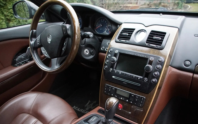 Maserati Quattroporte cena 79000 przebieg: 83000, rok produkcji 2010 z Wołów małe 529
